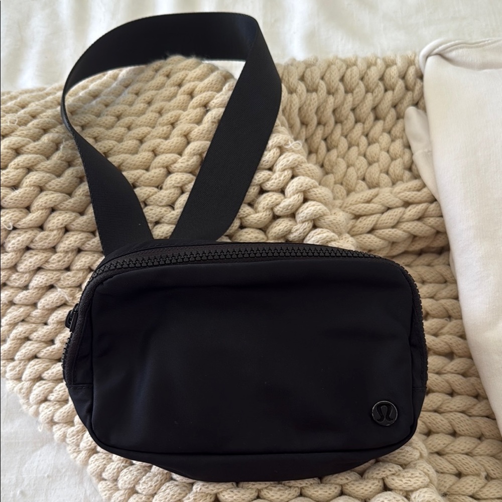 lululemon athletica Black Belt Bag Compact and Minimalist